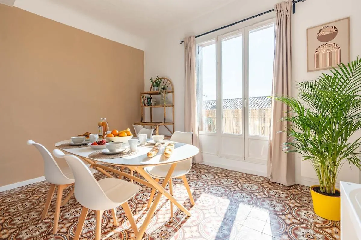 Apartment Appartement Spacieux, Chaleureux & Tout Confort Pertuis France