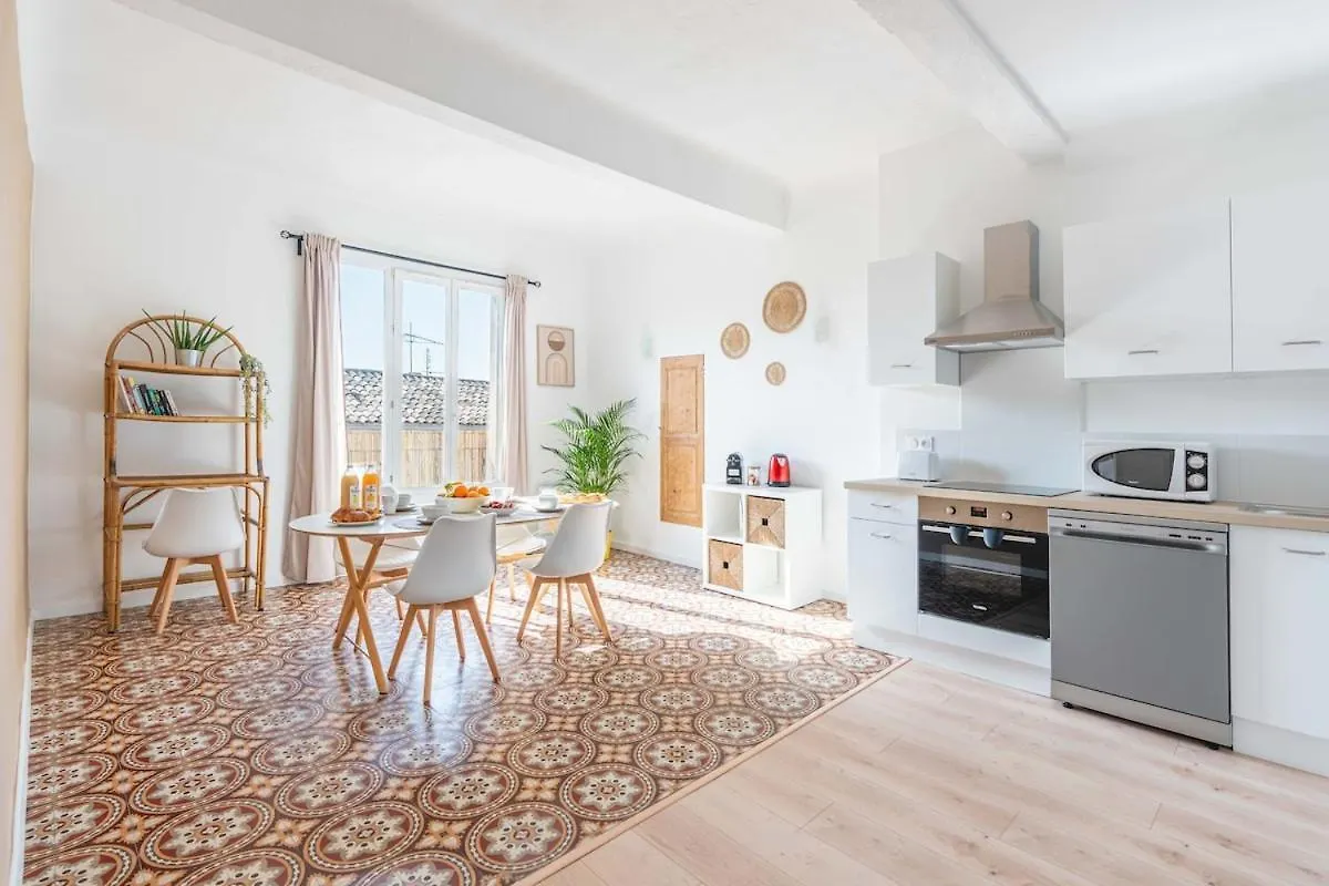 Appartement Spacieux, Chaleureux & Tout Confort Pertuis